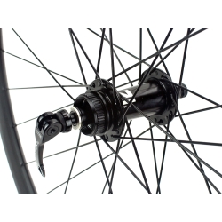 Koła gravel Remerx G-Disc Novatec CLD791 CLD792 Center Lock Tubeless Ready do 200 kg