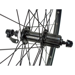 Koła 26 Rodi BlackRock 21, Shimano Cues QC400 Center Lock